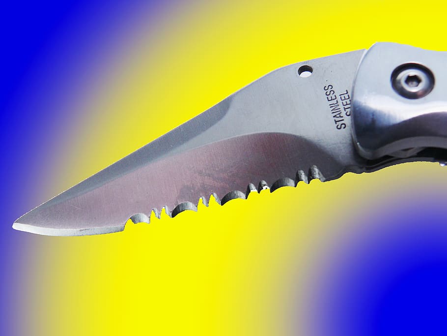 ground, blade, knife, knife blade, razor sharp, sharp, sharpen, cut, scalloped edge, colored background