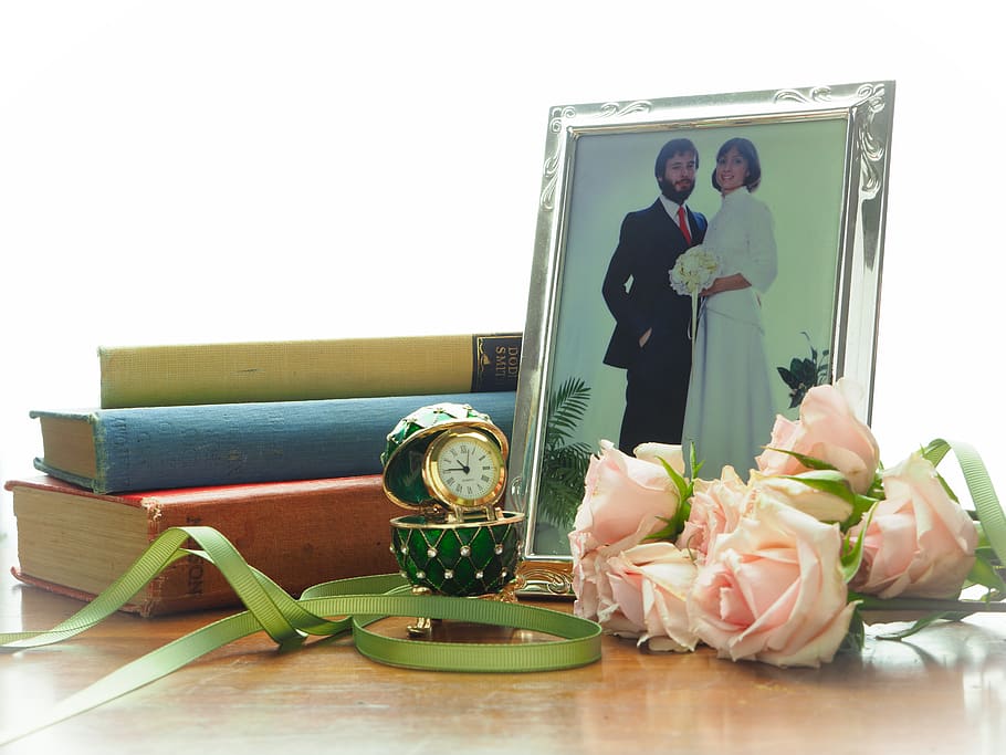 wedding, frame, decor, books, table, clock, interior, design, roses, couple