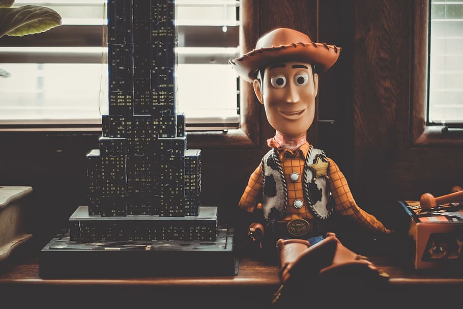 building scale model, Sheriff woody, scale model, toy, toy story, childhood, little, action, figure, room
