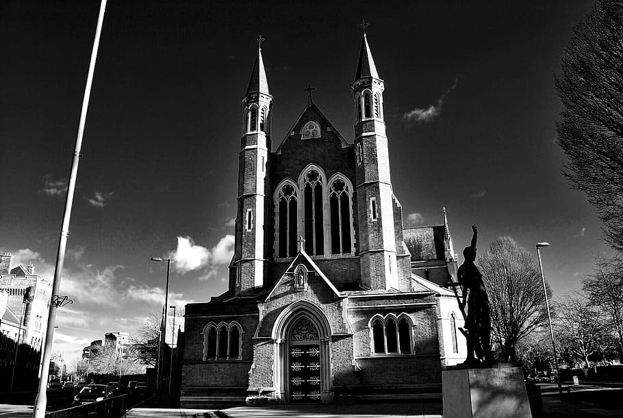chirch, portsmouth, uk, black and white, england, history, heritage, stronghold, architecture, built structure