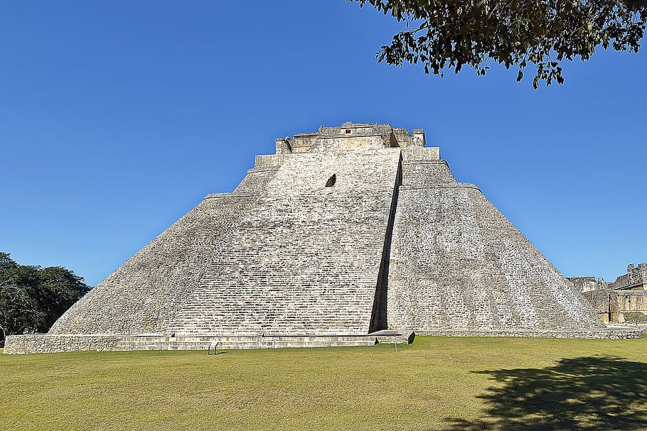 central america, mexico, uxmal, adivino-pyramid, pyramid, travel, stone, sky, tourism, culture