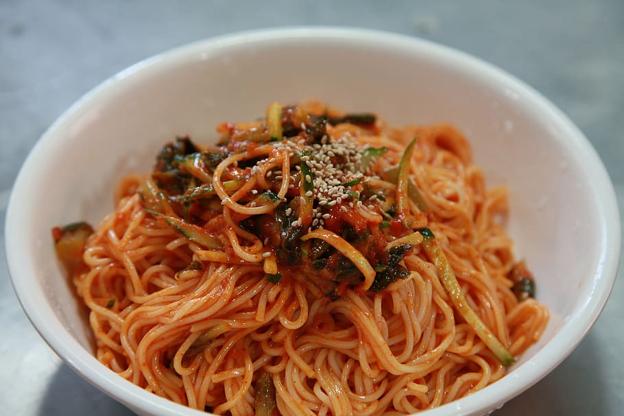 spaghetti, vegetables, bowl, korean food, bibim guksu, noodles, spicy noodles, gochujang, if food, noodle