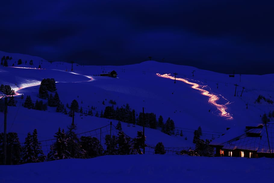 Alpes, frío, luz, luces, movimiento, montaña, noche, esquí, esquiador, esquiadores