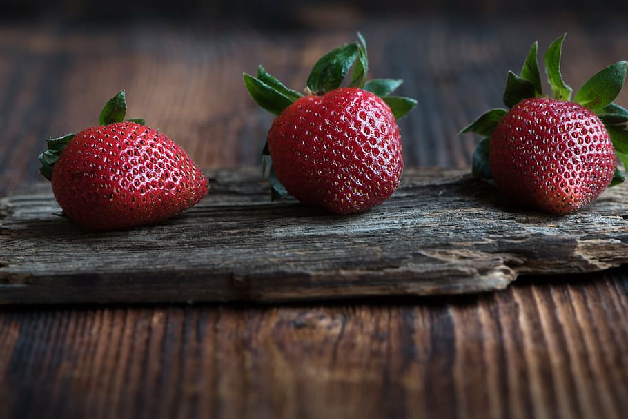 three red strawberries, strawberries, red, ripe, sweet, healthy, natural product, delicious, fruit, food