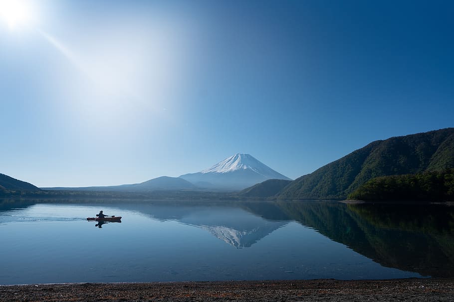 japón, monte fuji, paisaje, montaña, lago motosu, mañana, canoa, agua, belleza en la naturaleza, paisajes: naturaleza