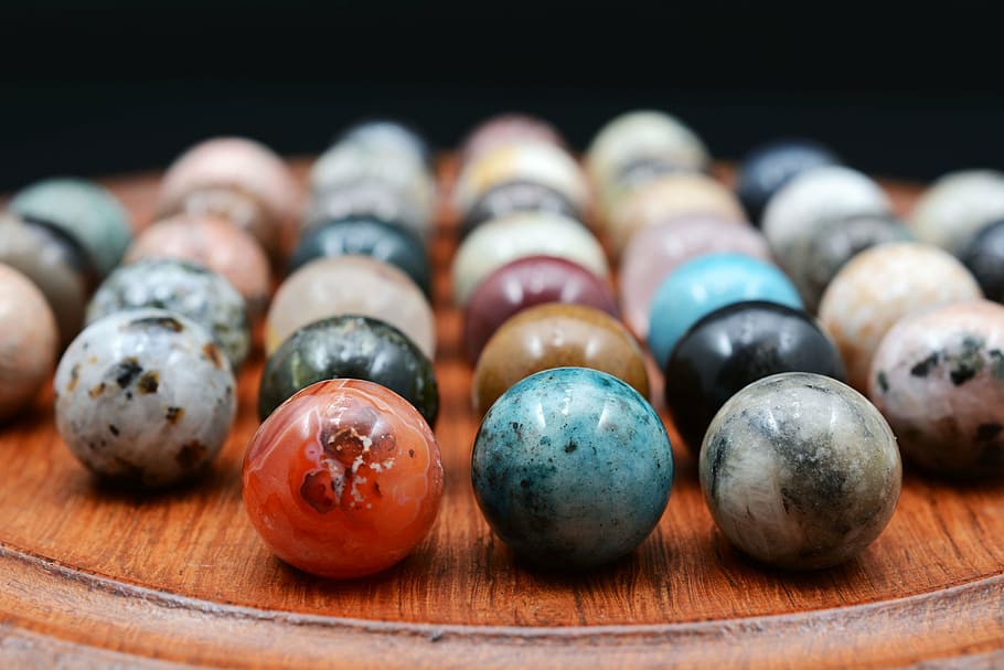 bolas de mármore de cores sortidas em linha, paciência, jogar, logicamente, lúpulo, bolas, táticas, lazer, taxas, jogo eremita