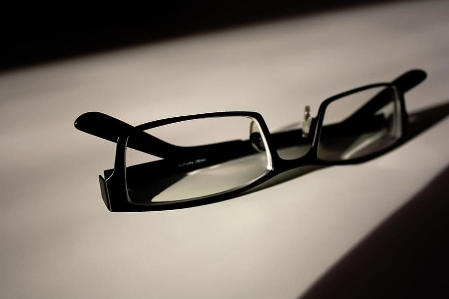 anteojos, negro, monturas, gafas, estuche para gafas, elegante, gafas de sol, lentes, mesa, blanco