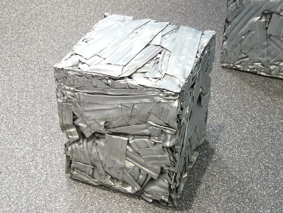 gris, cubo de baldosas, superficie, automático, prensado, chatarra, metal, pequeño, cubo, prensa