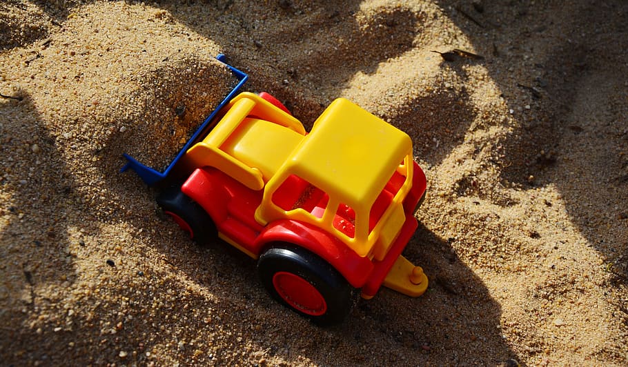 yellow, red, black, plastic, pay, loader toy, sand pit, excavators, scoop, plastic toys