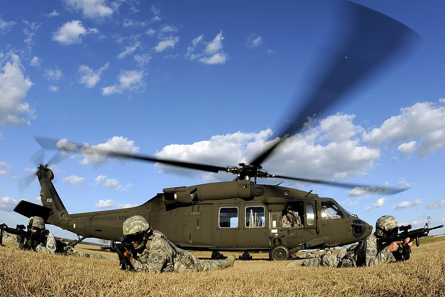 Soldiers, Blackhawk Helicopter, aircraft, army, blackhawk, fighters, photos, helicopter, jcccproducts, public domain