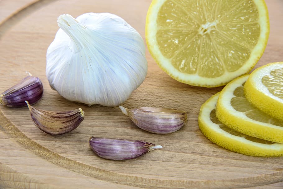 garlic, american lemon, onion, table, antibiotic, antioxidant, aroma, aromatherapy, cold, flu