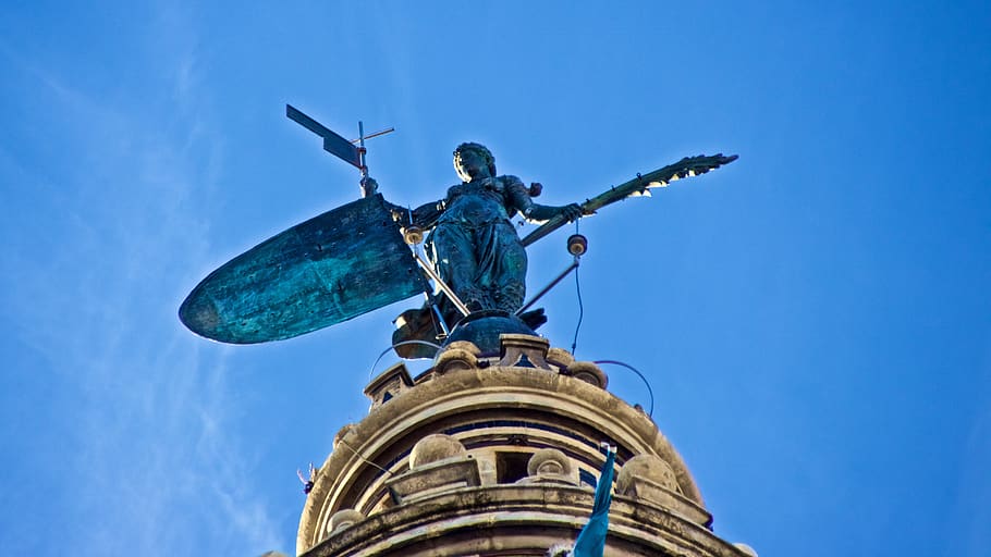 la estatua de bronce, la cima de la girald, giralda, estatua, bronce, sevilla, ventilación, viento, antiguo, artística