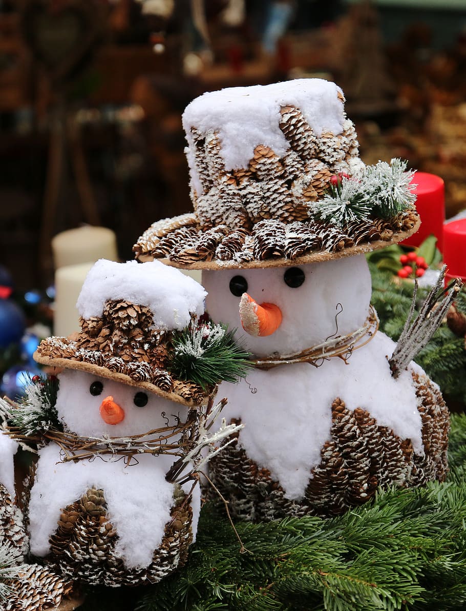 two, snowman figurine, snowmen, nuremberg, christmas market, christmas, christmas decorations, winter, decoration, snowman