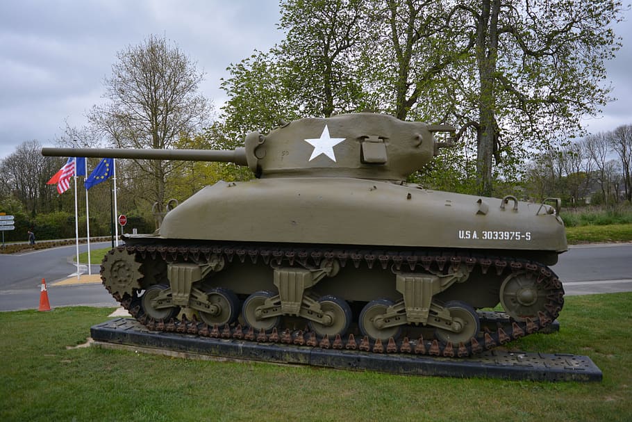 sherman tank, tank, usa army, war, history, military, wwii, historic, old, tree