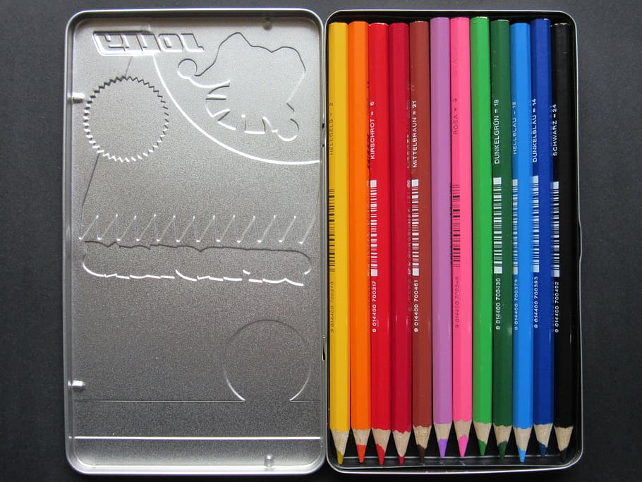 pensil warna, kotak lembaran logam, warna, warna-warni, pensil, multi-warna, di dalam ruangan, alat tulis, pendidikan, close-up