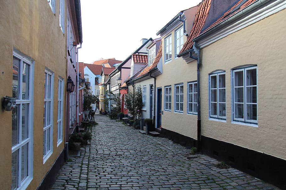 aalborg, denmark, alley, historic center, idyll, architecture, houses, backyard, fachwerkhaus, building