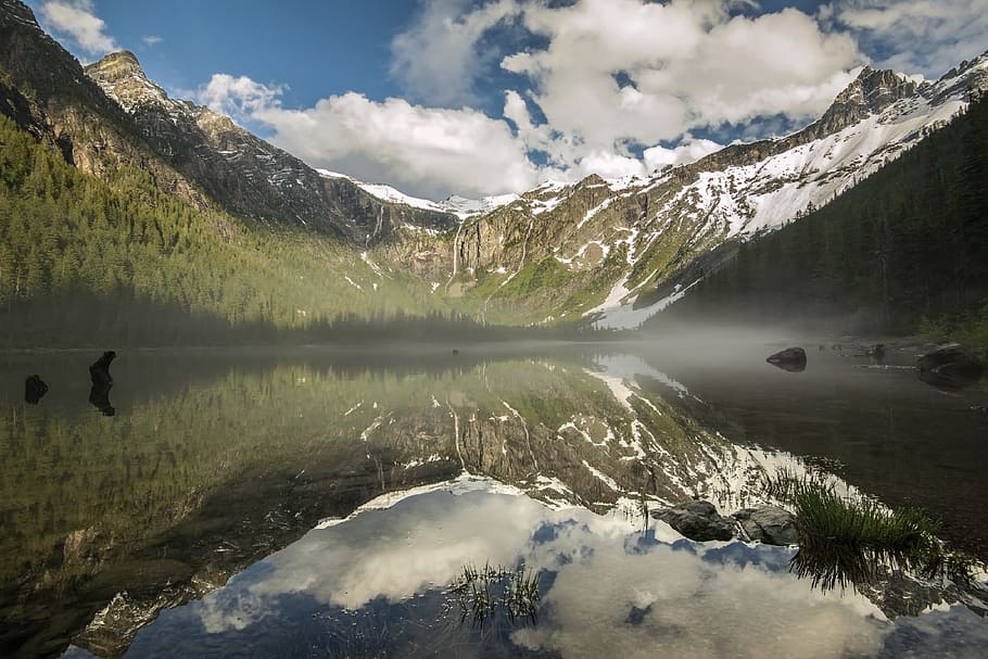 Lago avalanche, banco de nevoeiro, reflexão, nuvens, céu, água, vidro, imagem invertida, paisagem, região selvagem