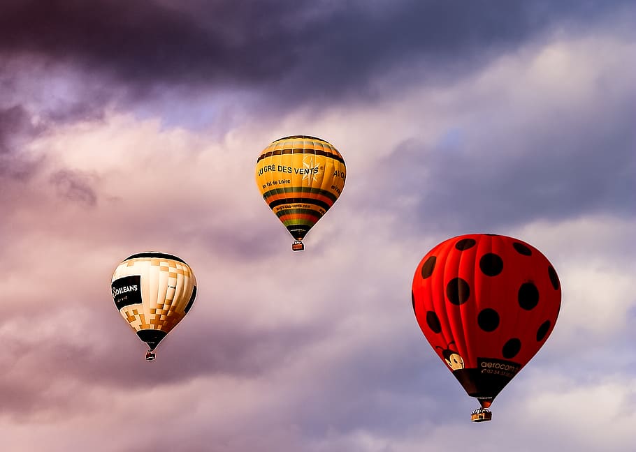 dans, le soir, três balões de ar quente, balão de ar quente, veículo aéreo, céu, nuvem - céu, balão, meio do ar, vôo
