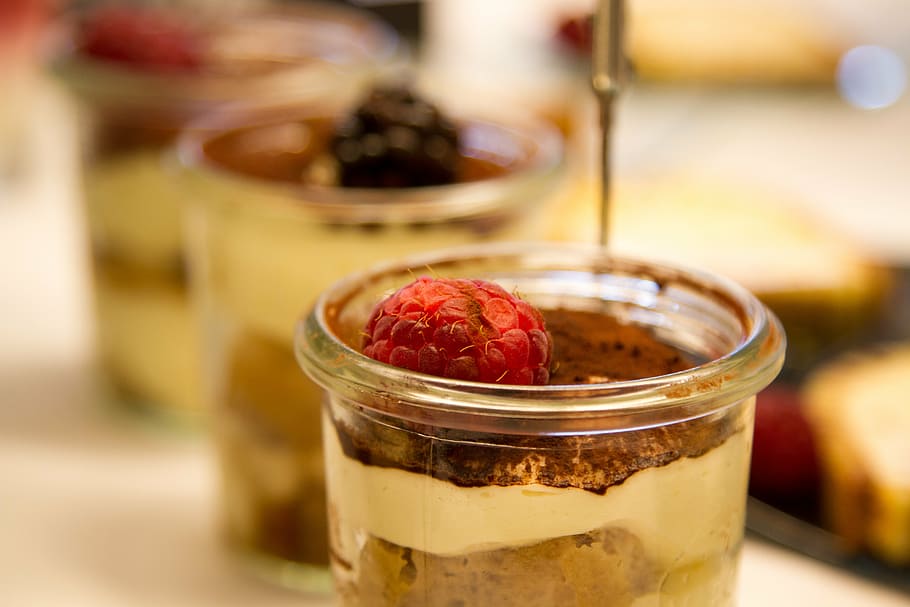 clear glass container, dessert, tiramisu, delicious, raspberry, food, jar, container, focus on foreground, food and drink