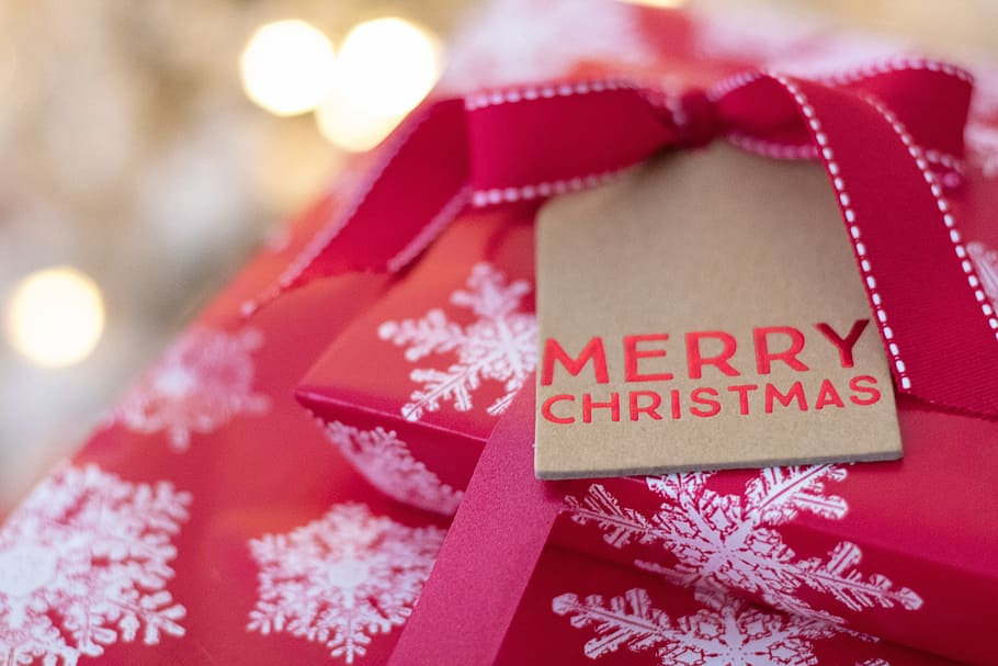 red gift box, christmas, christmas gift, christmas present, present, merry, merry christmas, red, celebration, winter