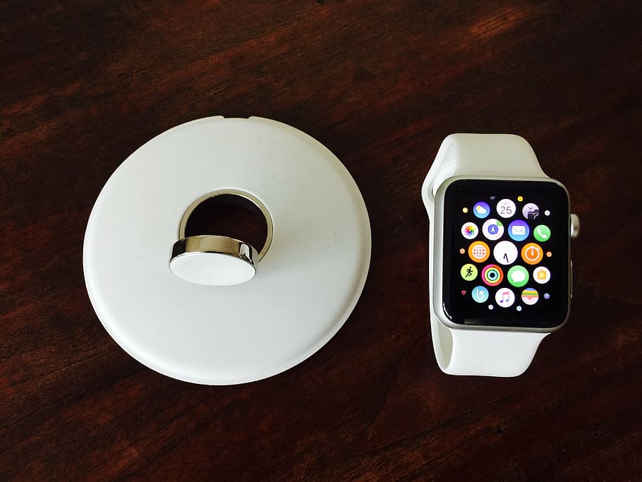apple, watch, clock, sport, mac, osx, iphone, magnetic, loading dock, table