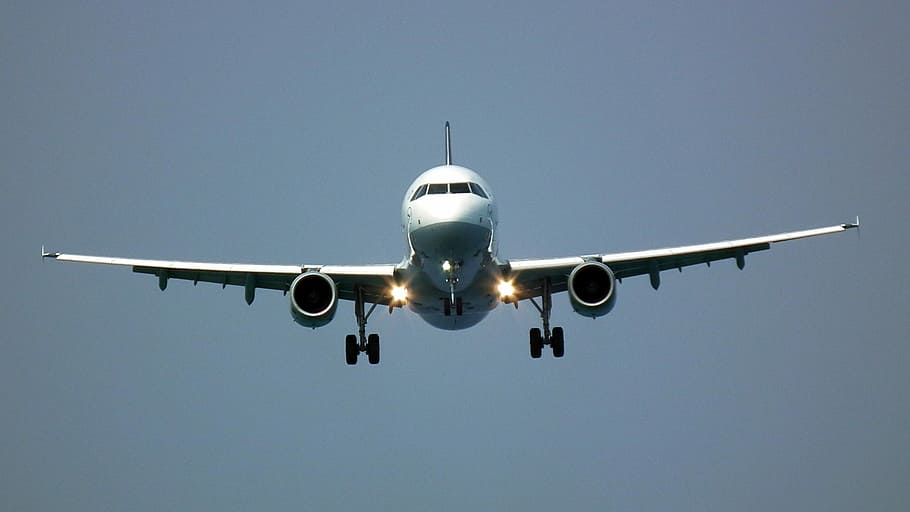 白, 旅客機, 灰色, 雲, 飛行機, 着陸, 飛行, 翼, 空, 飛ぶ
