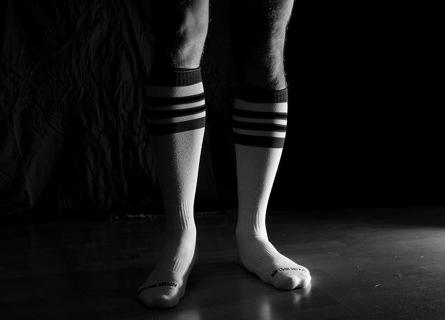 esporte, meias, meias até o joelho, preto e branco, pés, parte do corpo, parte do corpo humano, perna humana, seção baixa, em pé