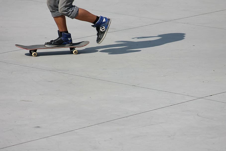 man, riding, skateboard, daytime, skate, skateboarding, board, urban, youth, young