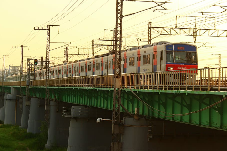 train, subway, han river, bridge, transportation, connection, train - vehicle, mode of transportation, rail transportation, cable