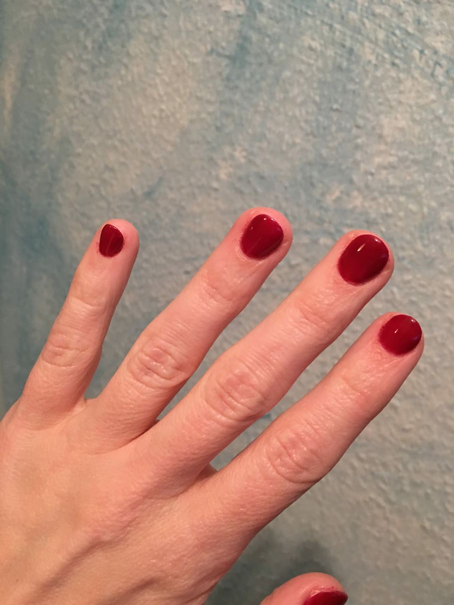 Unhas, vermelhas, pintadas de vermelho, mão humana, parte do corpo humano, esmalte, dedo humano, apenas uma mulher, uma pessoa, mão