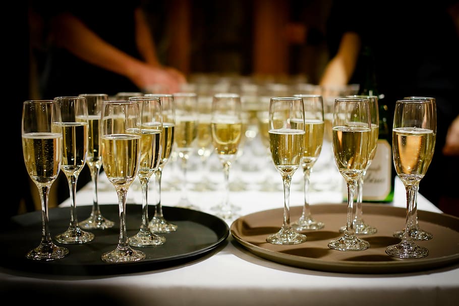 clear, champagne glasses, inside, drinks, alcohol, event, alcoholic drinks, beverage, cocktail, refreshment