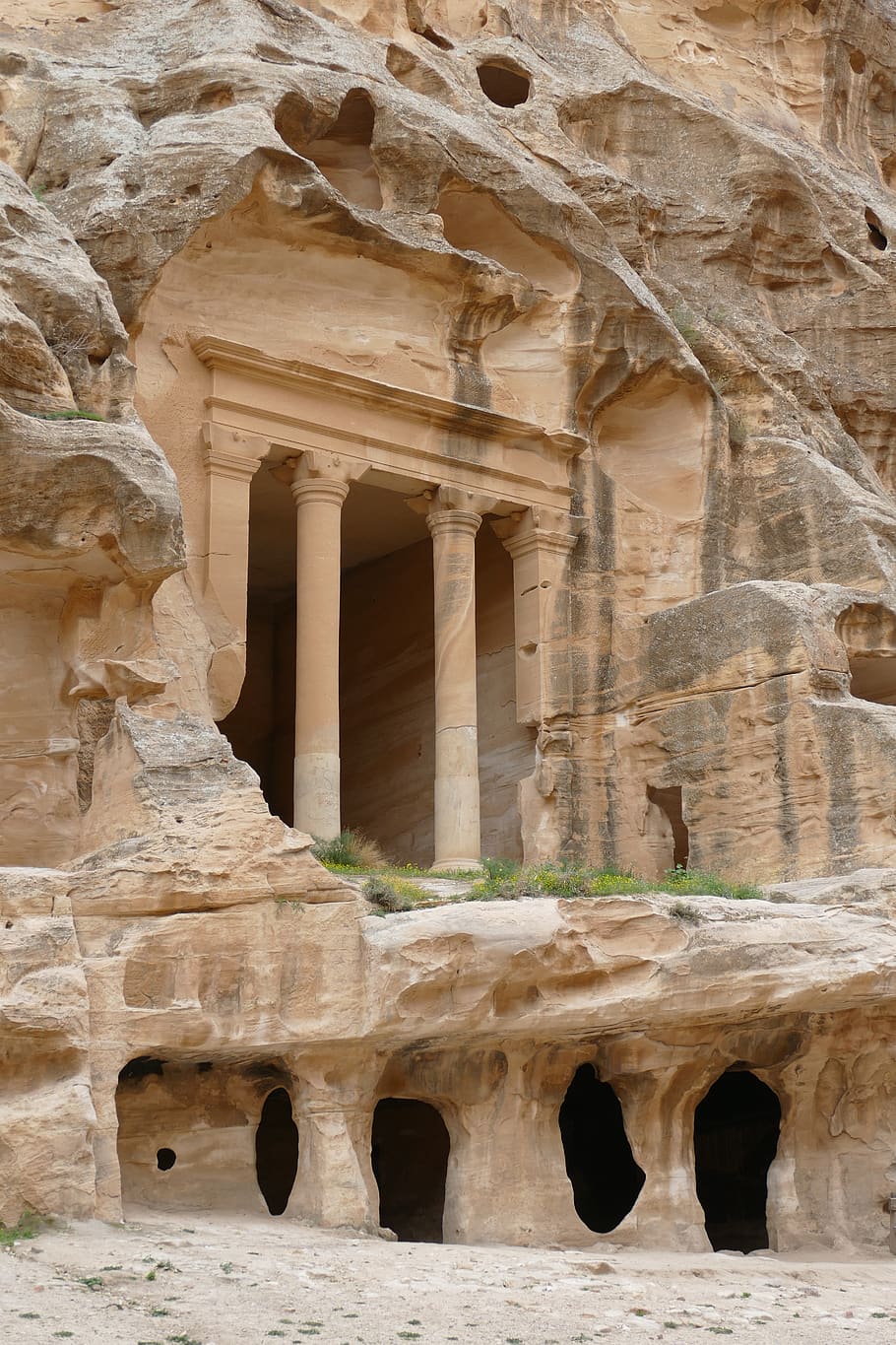jordan, petra, sand stone, canyon, stone, world heritage, unesco, nabataeans, grave, historically