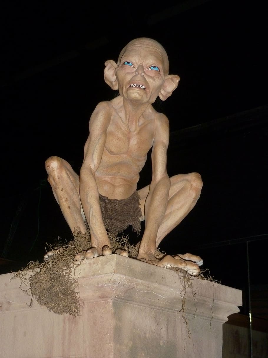 lord, rings gollum statue, gollum, wax figure, branson, wax museum, lord of the rings, lotr, lotr character, entertainment