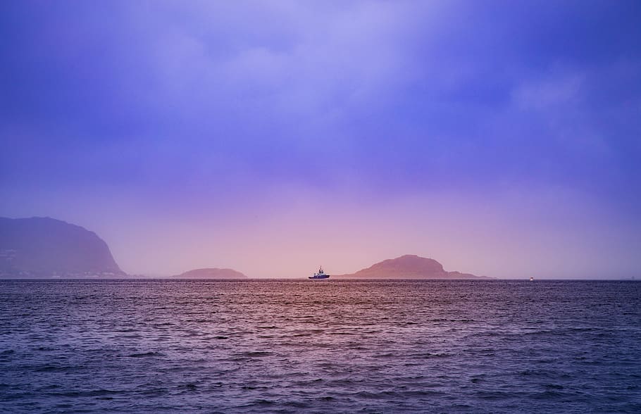 púrpura, rosa, cielo, puesta del sol, nubes, barco, océano, mar, agua, horizonte