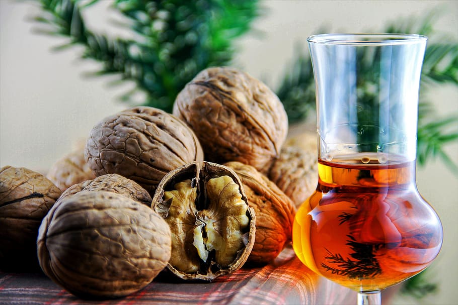 clear wine glass, nuts, liqueur, walnut, healthy, walnuts, eat, nut, autumn, delicious