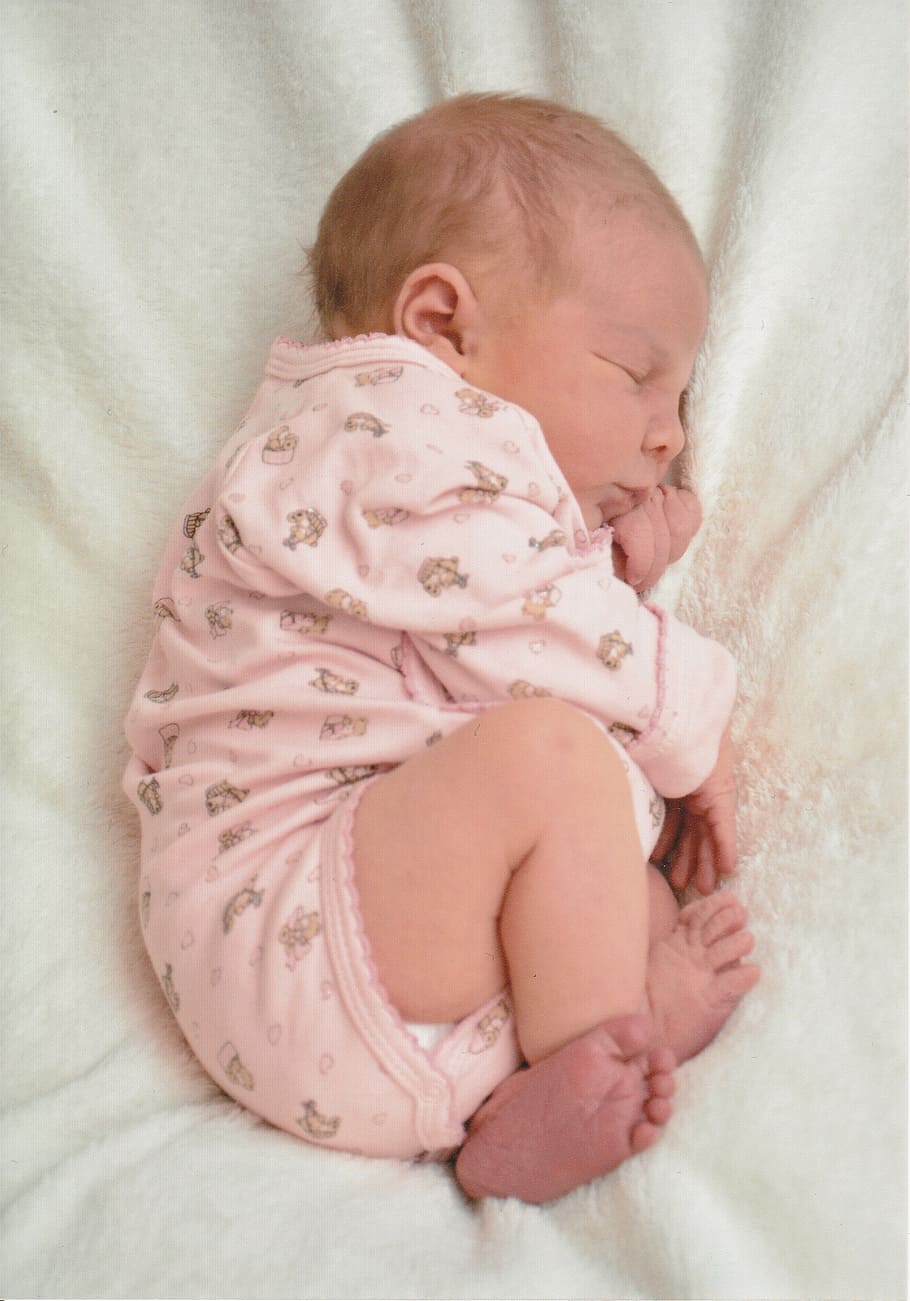 bayi, mengenakan, pink, onesie, kelahiran, bayi baru lahir, gadis, selimut, baju monyet, menyusui
