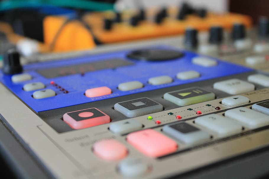 musik, sequencer, synthesizer, teknologi, kontrol, peralatan, close-up, panel kontrol, peralatan rekaman suara, mixer suara