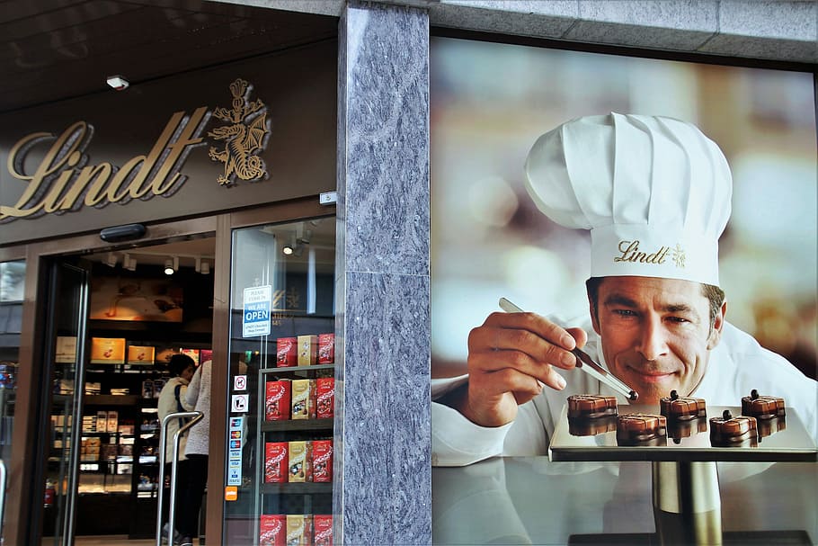 lindt food stall, the symbol of the country, chocolate, swiss, sale, famous, tidbit, tasty, entrance, shopping