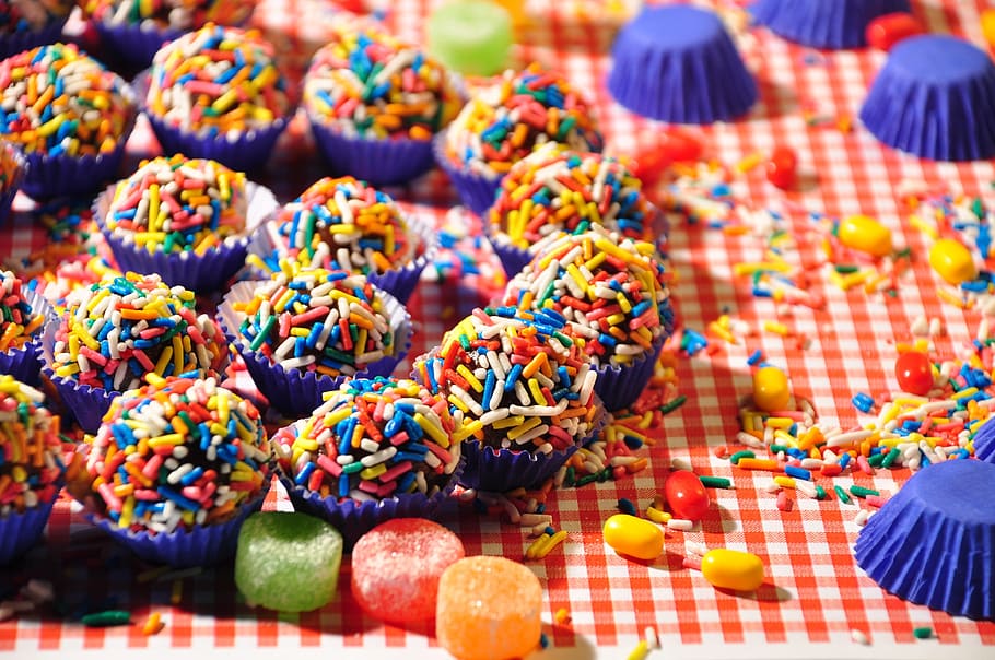 cupcake, candy, sprinkles, brigadier, party, birthday, sweet dish, brazilian food, chocolate, colorful