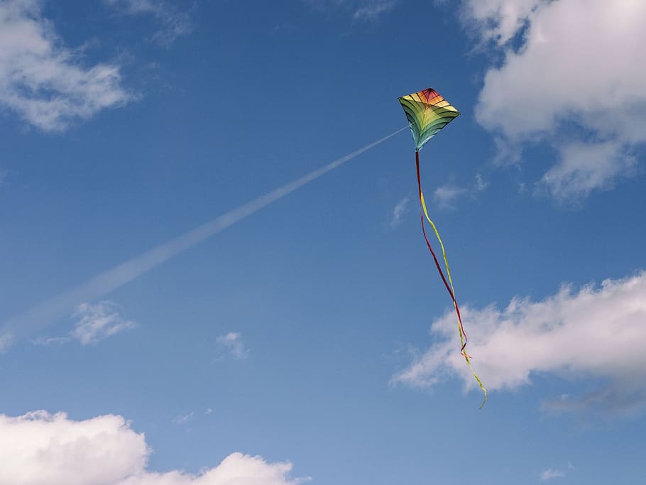 kite, play, blue, sky, clouds, cloud - sky, flying, low angle view, nature, day