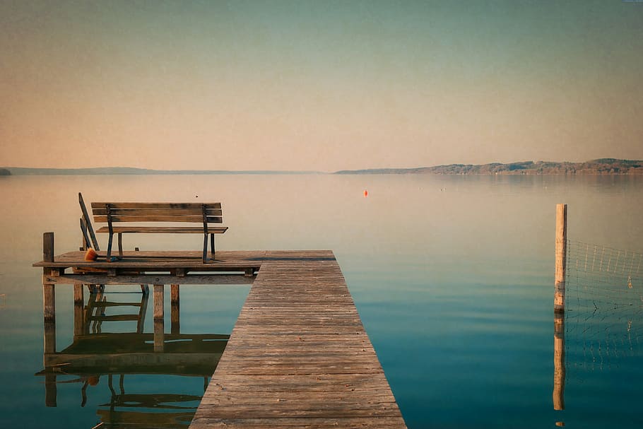 brown, wooden, dock, lake, daytime, nature, water, bench, horizon, pier