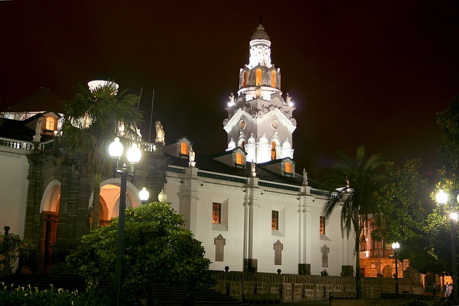 Equador, Igreja, Centro Histórico, Quito Equador, Catedral, Noite, Iluminado, Exterior do edifício, Ninguém, Arquitetura