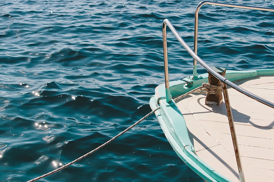 cuerda, atado, barco, blanco, durante el día, océano, mar, agua, naturaleza, yate