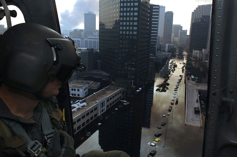 black helicopter helmet, new orleans, louisiana, hurricane katrina, flooded, flooding, floods, helicopter, crewman, streets