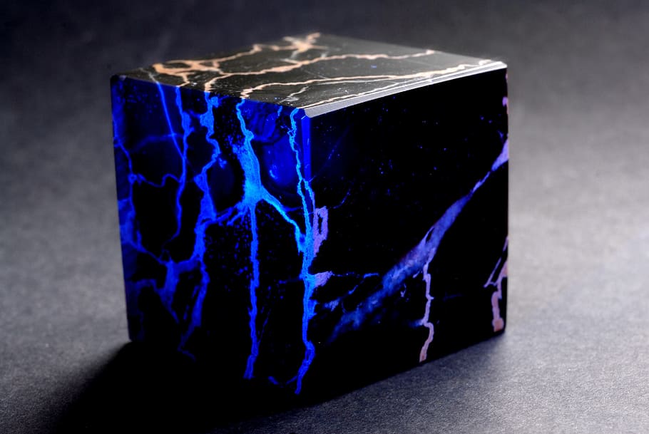 Pedra, cubo, escuro, azul, ninguém, close-up, saúde, e, medicina, fundo preto