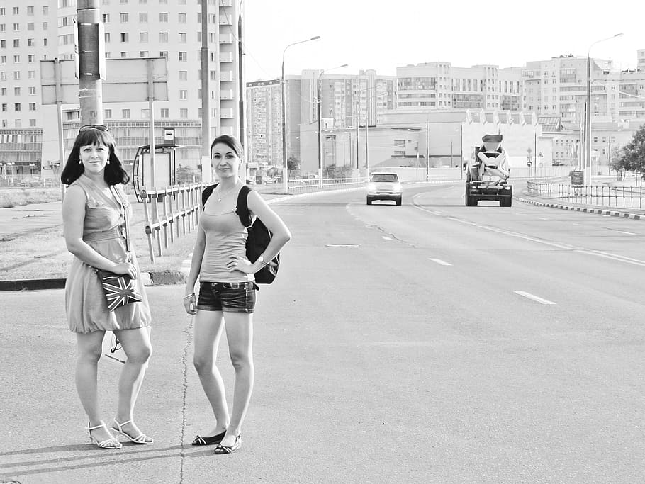 Девушки Лето Улица Фото