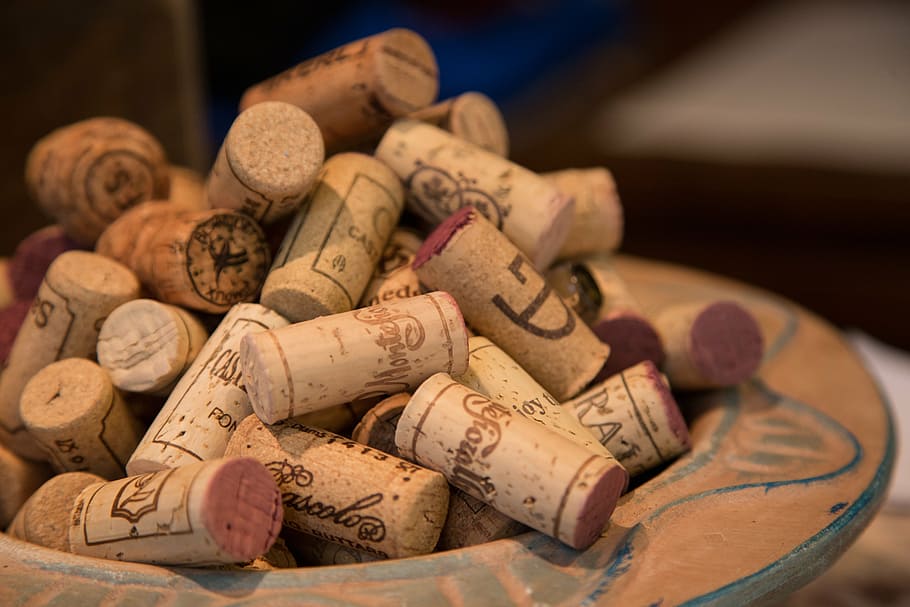 selective, focus photograph, wine corks, wine, cork, bottle, drink, beverage, red, wine bottle