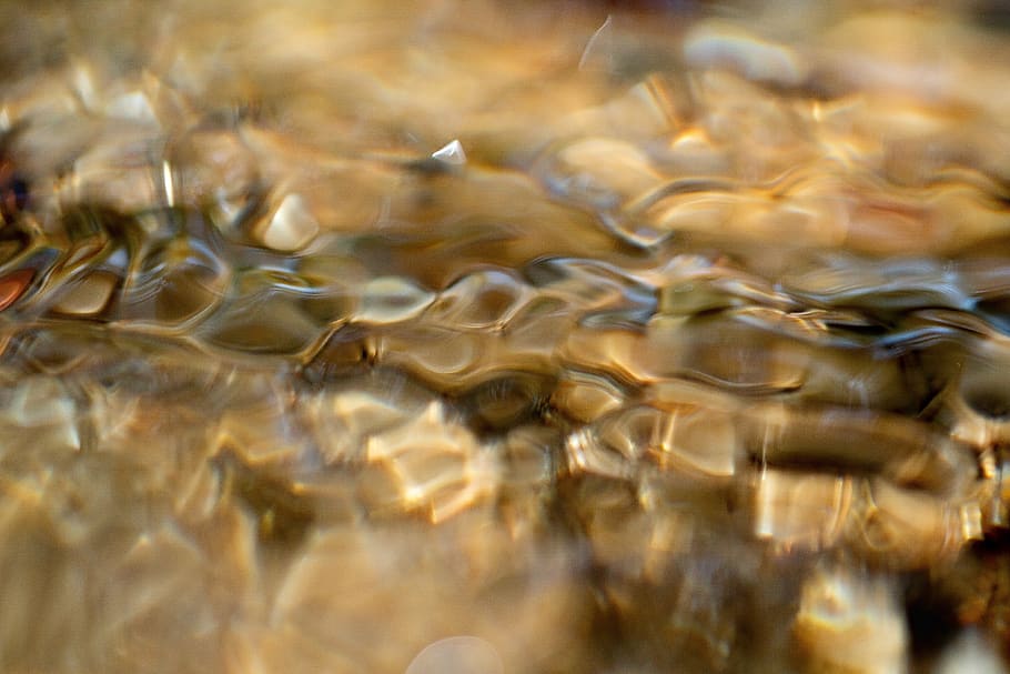 water, bubbles, bobbles, bubble, source, forest, backgrounds, full frame, gold colored, motion