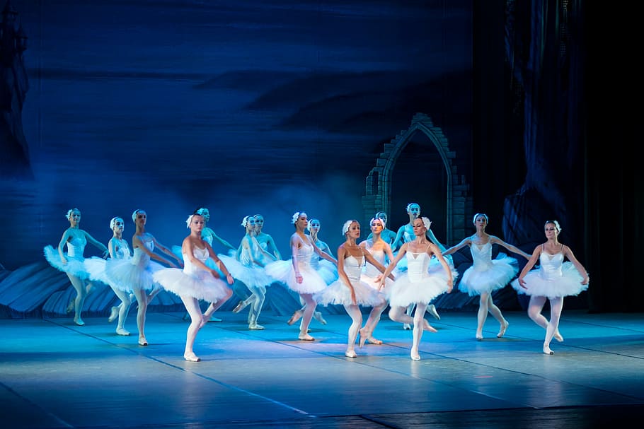 ballerinas on stage, ballet, swan lake, ballerina, dance, swan, elegance, lake, performance, classic