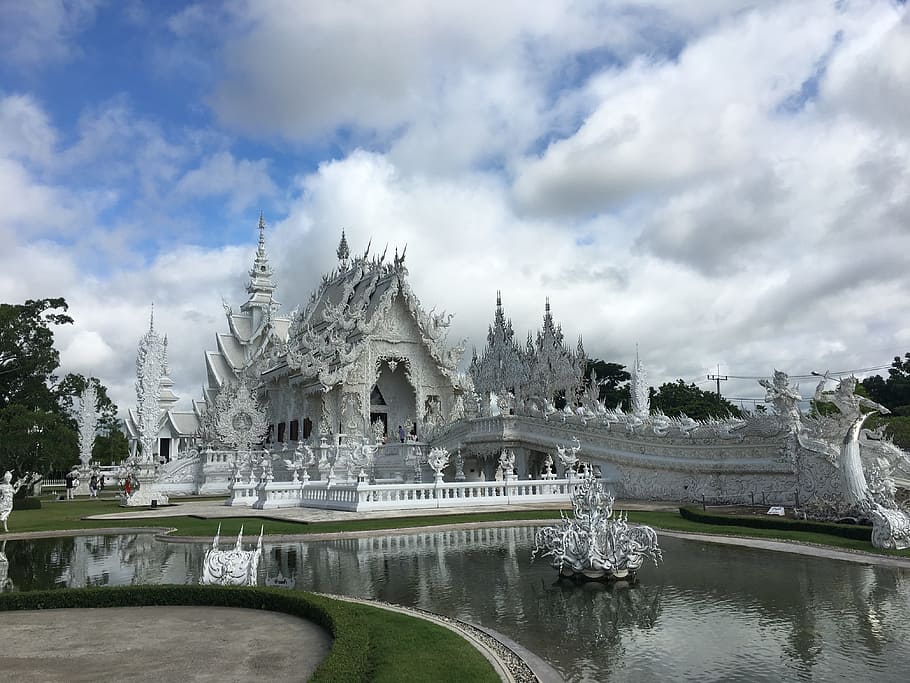 white temple, chiang rai, wat rong khun, buddhist temple, architecture, thailand, landmark, temple, attraction, wat
